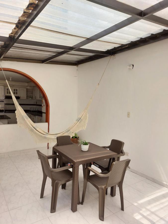 Casa Estacion Modelia, Near To The Airport. Ferienhaus *
